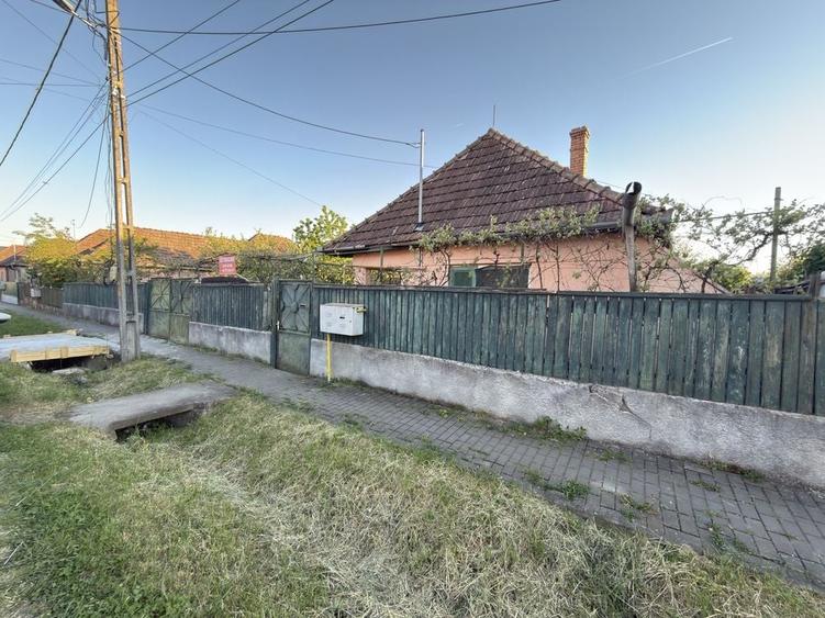 Casă cu 3 camere în Sâncraiu de Mureș