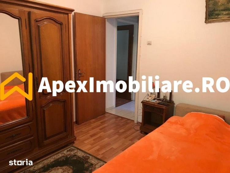 Apartament cu 2 camere semidecomandat în Giurgiului