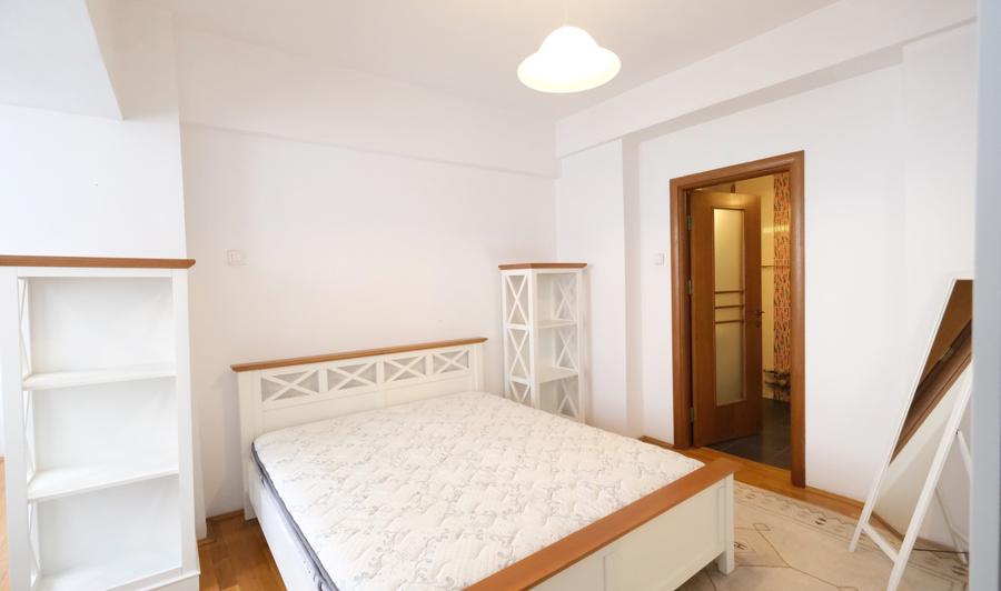Apartament cu 3 camere în Cișmigiu