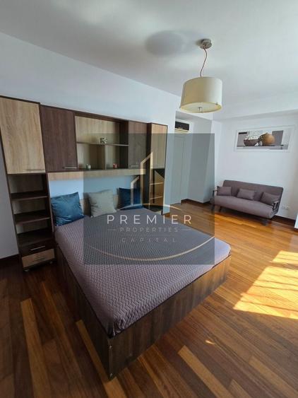 Apartament cu 4 camere decomandat în Herăstrău
