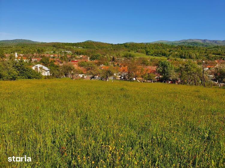 Teren de 3040 mp, în Tomești