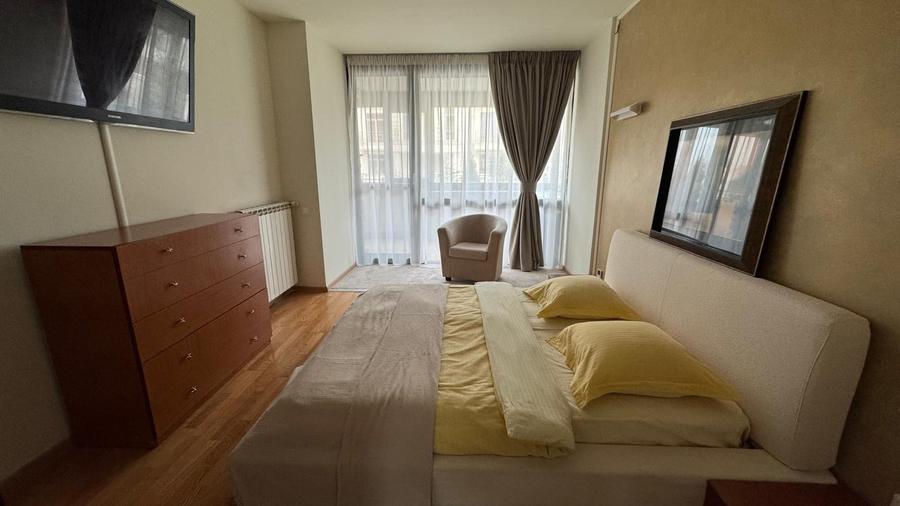Apartament cu 3 camere decomandat, mobilat în Sisești