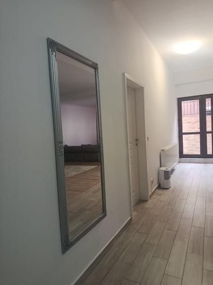 Apartament cu 3 camere decomandat în Chibrit