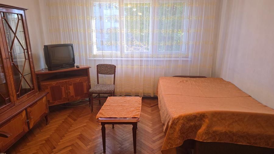 Apartament cu 2 camere semidecomandat în Mărăști