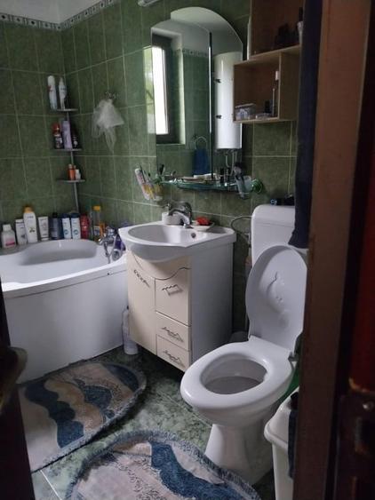 Casă individuală cu 7 camere cu Teren 1330 Mp în Măneciu-Pământeni