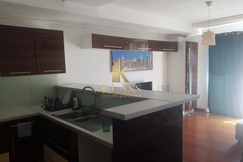 Apartament de vanzare cu 2 camere  in Cosmopolis - Faza 1 - parcare - 6