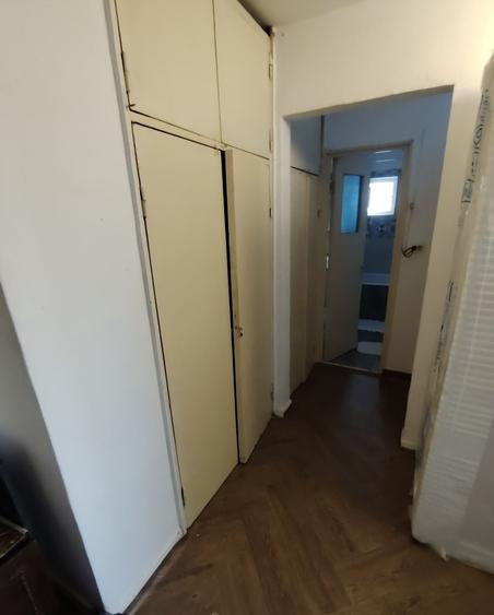 Apartament cu 2 camere decomandat în 1 Mai