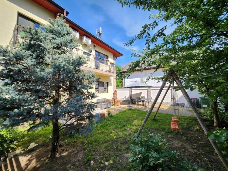 Duplex cu 5 camere cu Canalizare în Dobroești