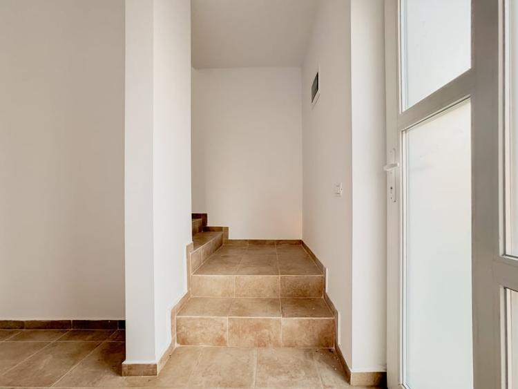 Duplex cu 4 camere cu Teren 250 Mp în Gulia