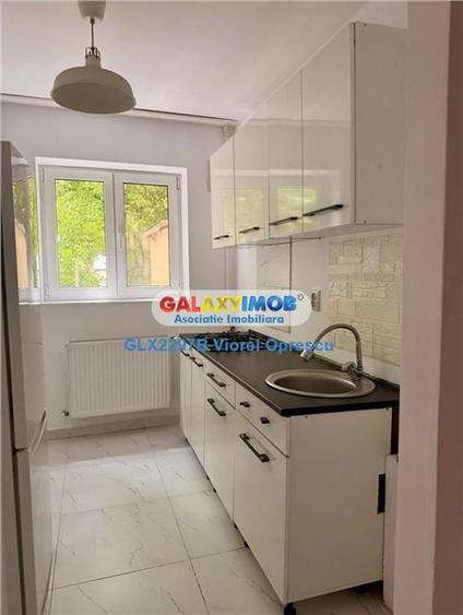 Apartament cu 3 camere semidecomandat, mobilat în Iancului
