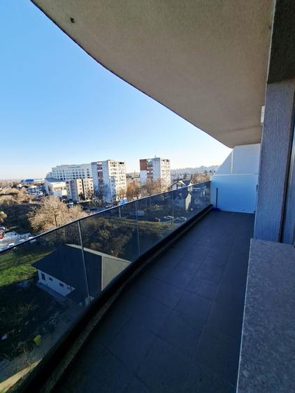 Apartament cu 2 camere nedecomandat, mobilat în Calea București