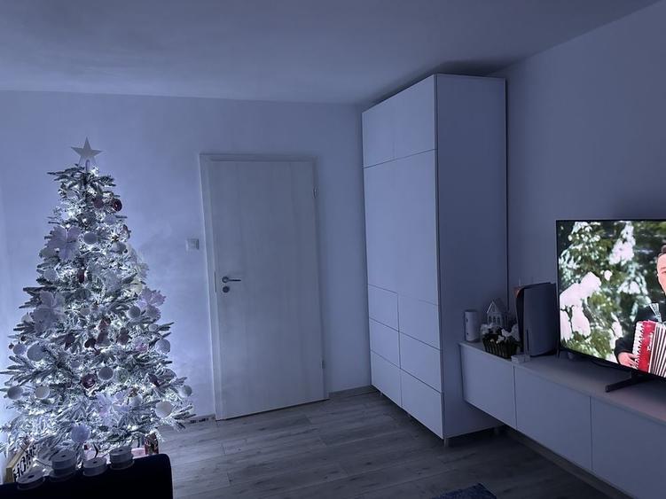 Apartament cu 2 camere semidecomandat în Județean
