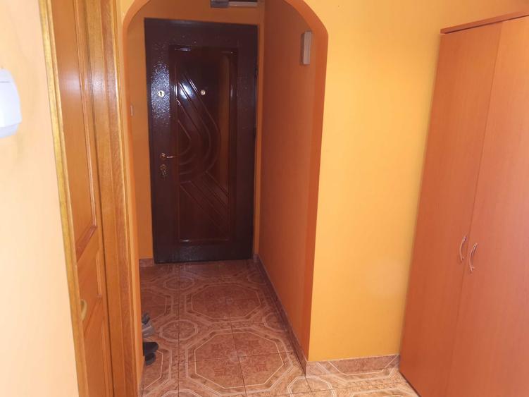 Apartament cu 2 camere decomandat în Giurgiului