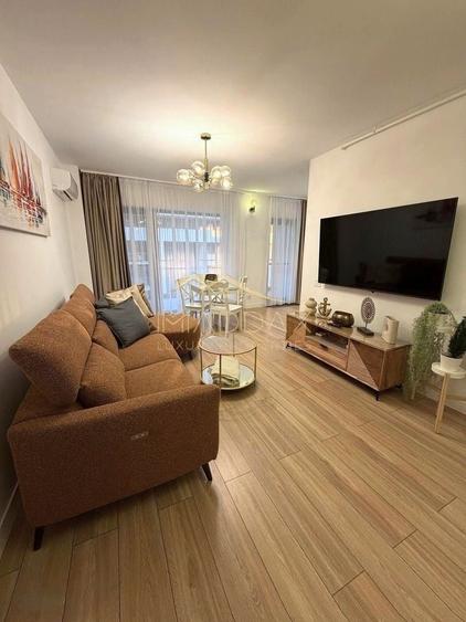 Apartament cu 3 camere decomandat, mobilat în Pipera