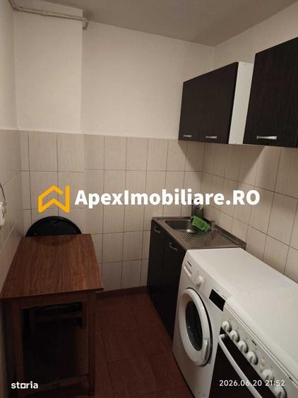 Garsonieră semidecomandată în Tei