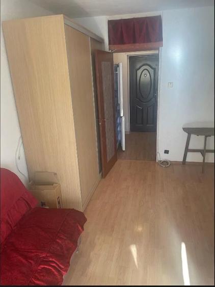 Garsonieră semidecomandată în Rahova