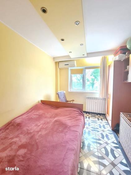 Apartament cu 3 camere decomandat în Rahova
