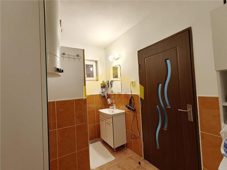 Casă individuală cu 4 camere cu Canalizare în Exterior Nord