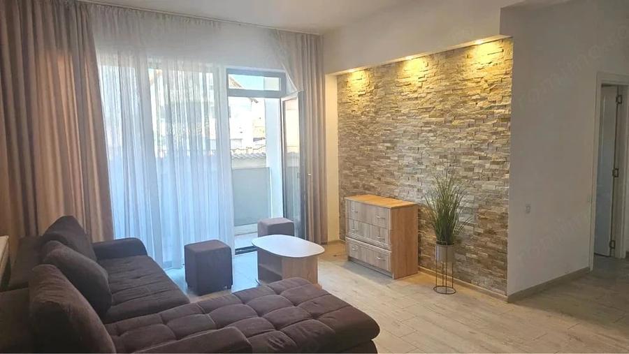 Apartament cu 3 camere decomandat în Șelimbăr