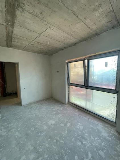 Apartament cu 3 camere decomandat în Nord