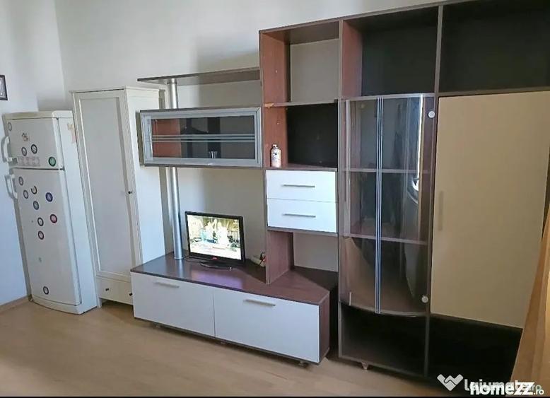 Garsonieră decomandată în Micro 40