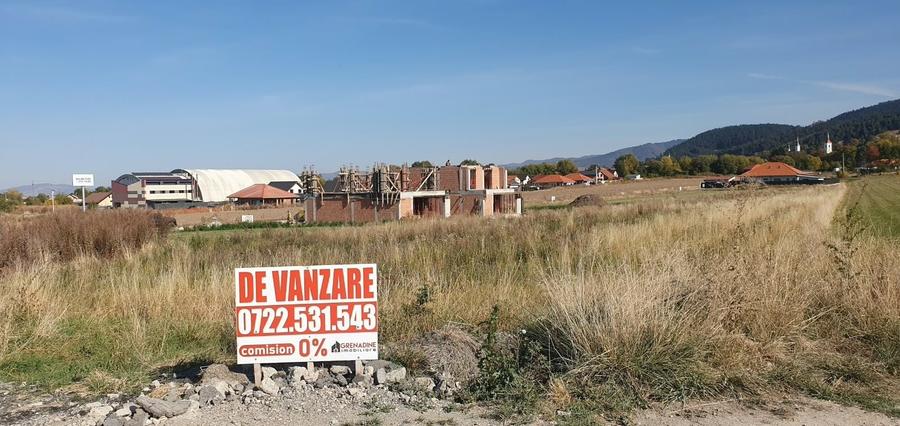 Teren Construcții intravilan de 2600 mp, în Baciu