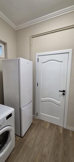 Apartament cu 2 camere semidecomandat, mobilat în Parcul Carol