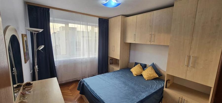 Apartament cu 2 camere nedecomandat în Unirii