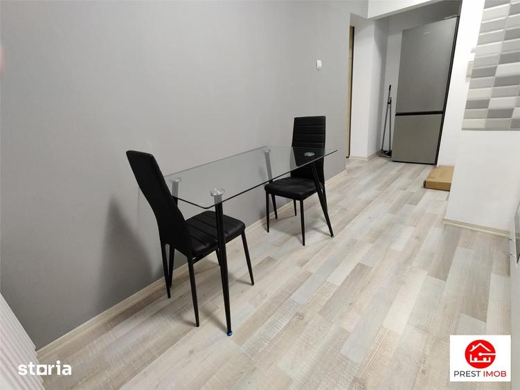 Apartament cu 2 camere decomandat în Cornișa
