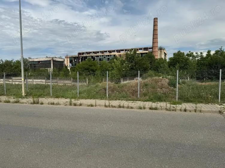 Spațiu comercial, de 3,500 mp, în Central