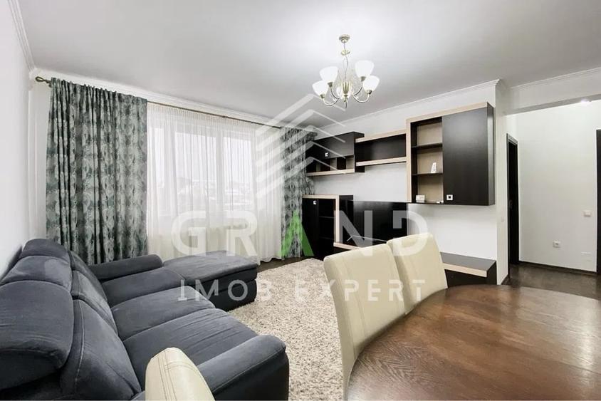 Apartament cu 3 camere semidecomandat, mobilat în Florești