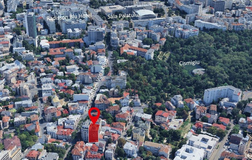 Apartament cu 4 camere semidecomandat în Cișmigiu