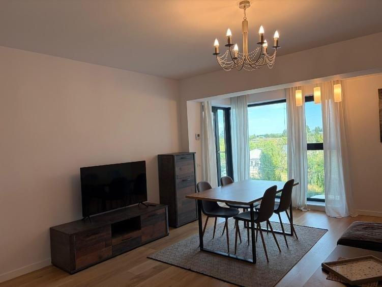 Apartament cu 2 camere, mobilat în Băneasa