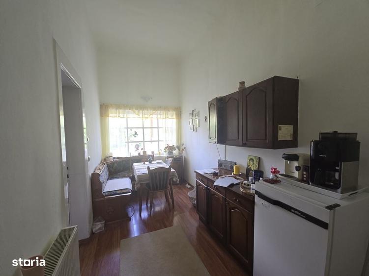 Casă cu 4 camere în Ultracentral