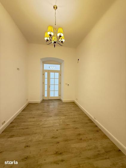 MT250 Spatiu de inchiriat-BIROURI-3 incaperi, ULTRACENTRAL - 9