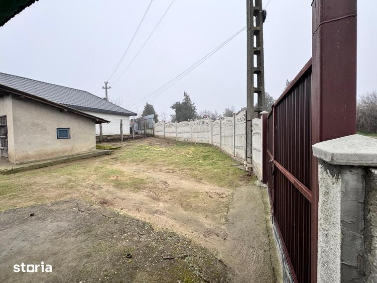 Casă cu 2 camere cu Teren 540 Mp în Central