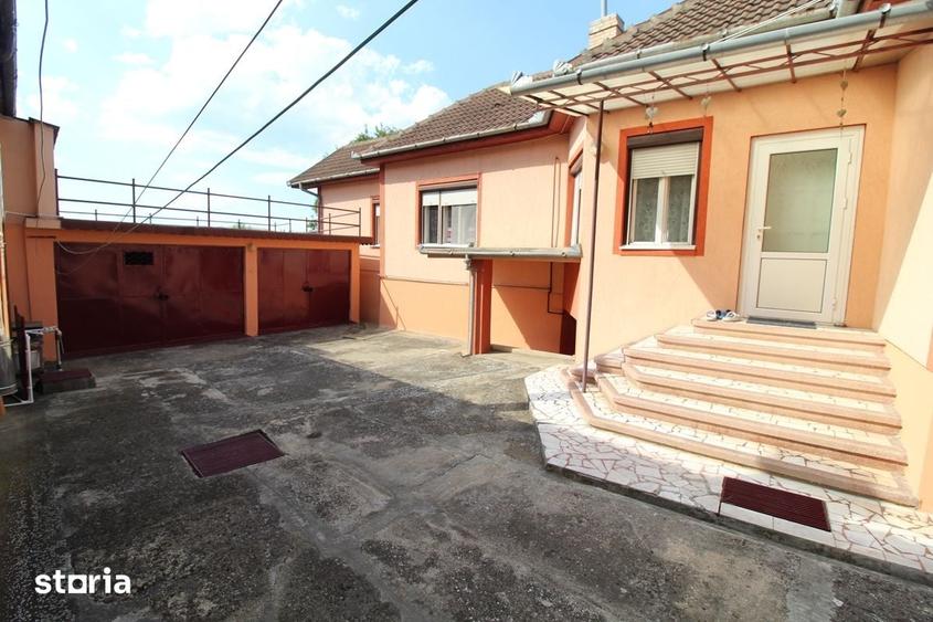 Casă cu 5 camere cu Teren 541 Mp în Hunedoara