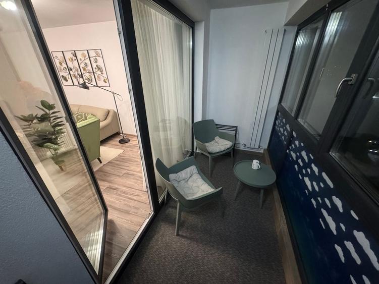 Apartament cu 2 camere decomandat, mobilat în Tomis Plus