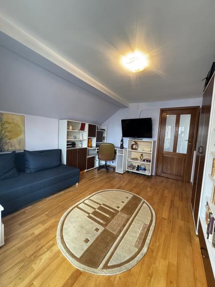 De Inchiriat! Apartament de 5 camere, 3 bai,terasa, garaj,Zona Zorilor - 7