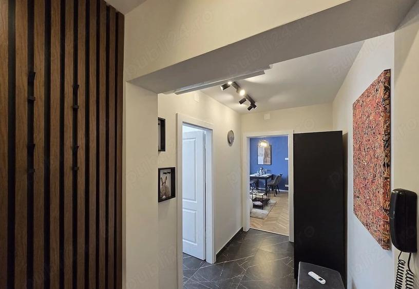 Apartament cu 3 camere semidecomandat în Circumvalațiunii