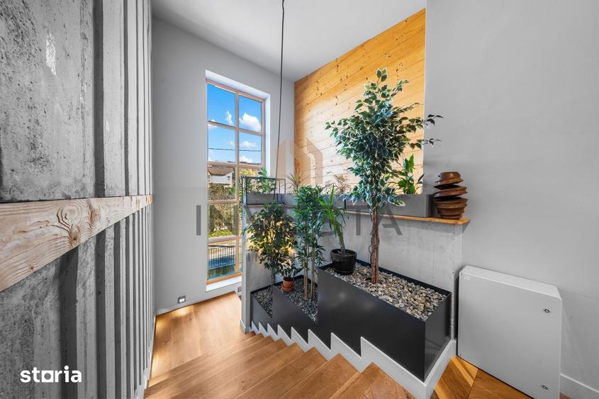 Casă cu 7 camere cu Teren 1500 Mp în Făget
