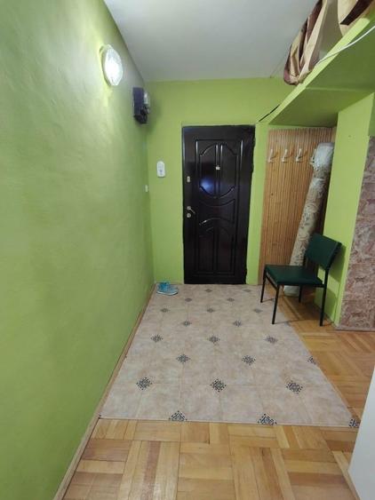 Apartament cu 2 camere semidecomandat în Cantemir