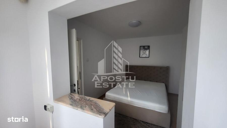 Apartament cu 3 camere semidecomandat în Dacia