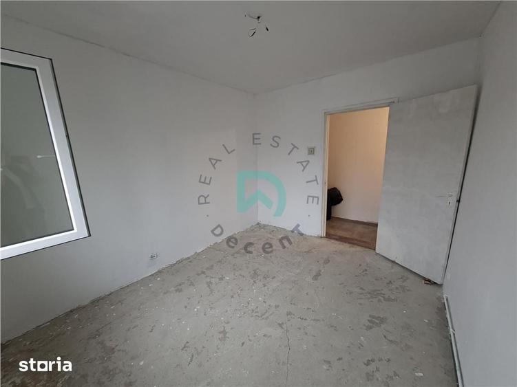 Apartament cu 4 camere în Centrul Civic