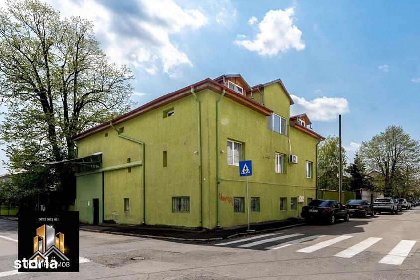 Casă cu 10 camere cu Teren 355 Mp în Bucureștii Noi