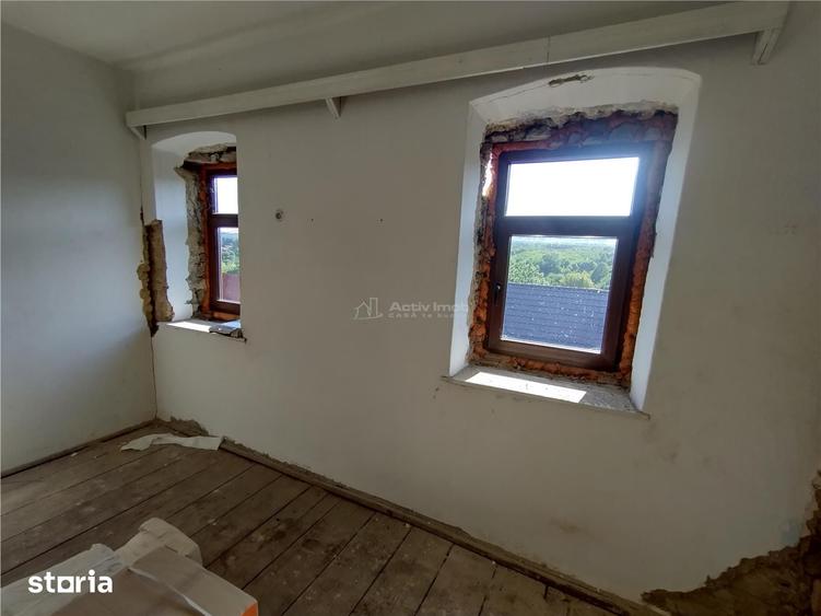 Casă cu 3 camere cu Teren 575 Mp în Central