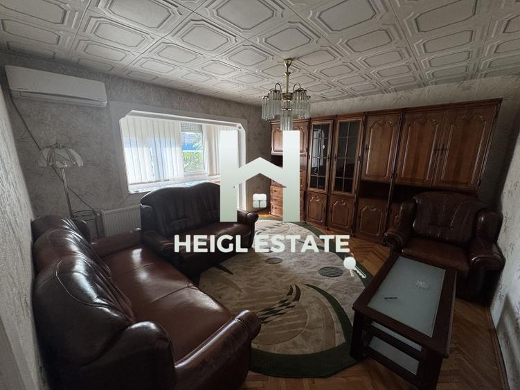Apartament cu 3 camere decomandat, mobilat în Complex Studențesc
