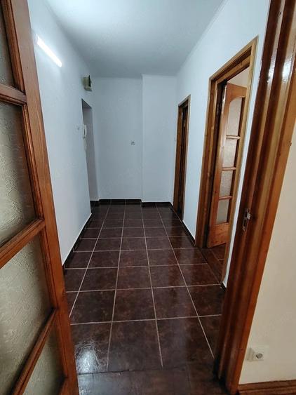 Garsonieră decomandată în Tineretului
