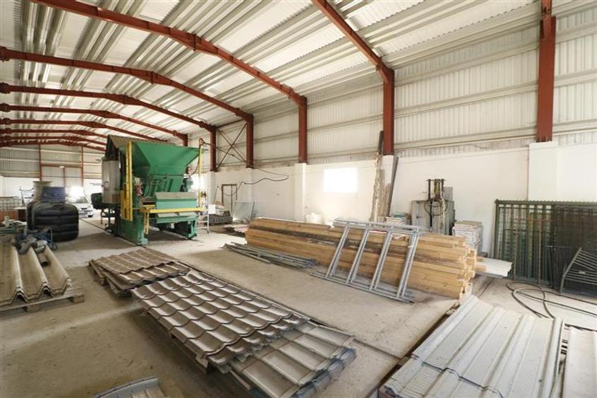 Spațiu industrial, de 500 mp, în Exterior Vest