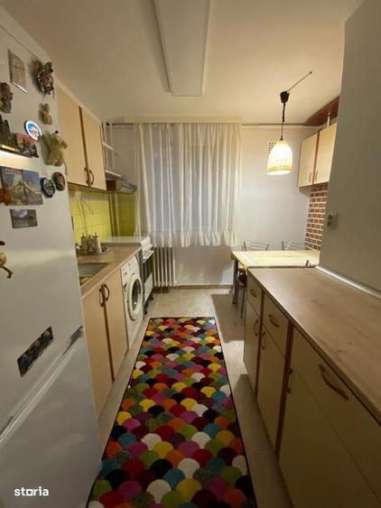 Apartament cu 3 camere decomandat, mobilat în Drumul Taberei — fotografia 1